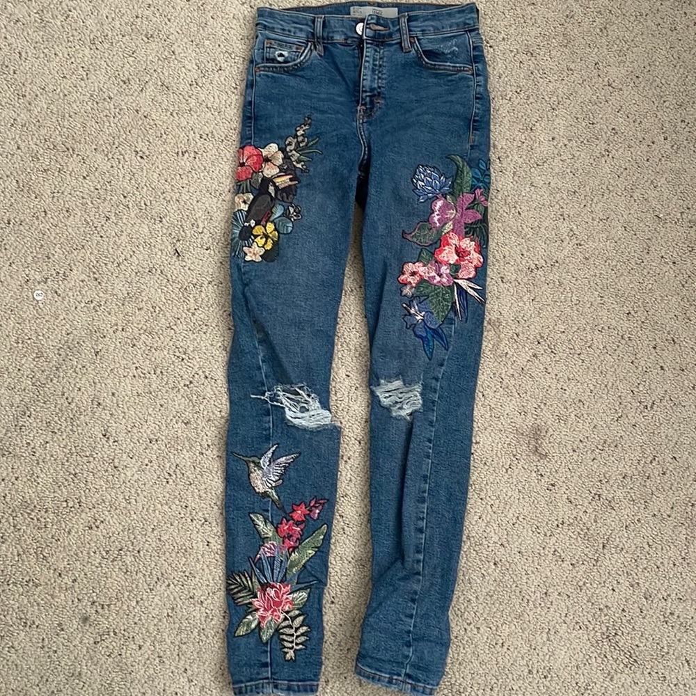 Topshop Jamie jeans embroidered size 26